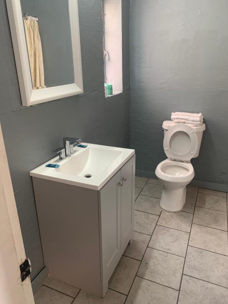 Economy Inn